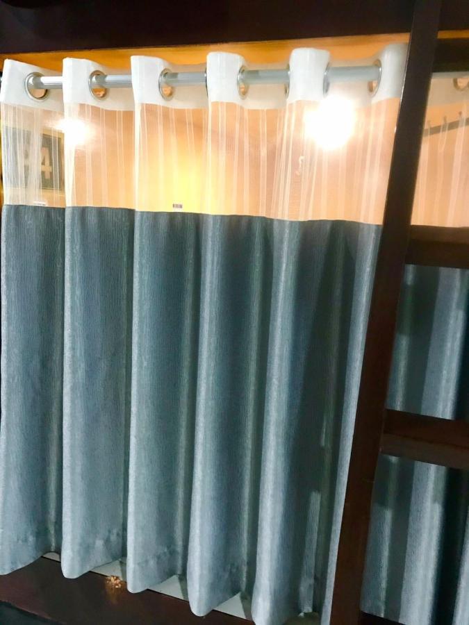 Bu Sepuh Guesthouse Sangkanurip Екстер'єр фото